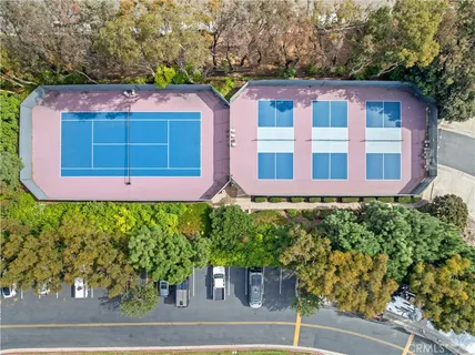 $1,725,000 | 200 Paris Lane, Unit 111, Newport Beach, CA 92663