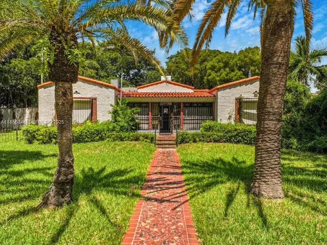 $2,499,000 | 5900 Northeast 5th Avenue, Miami, FL 33137
