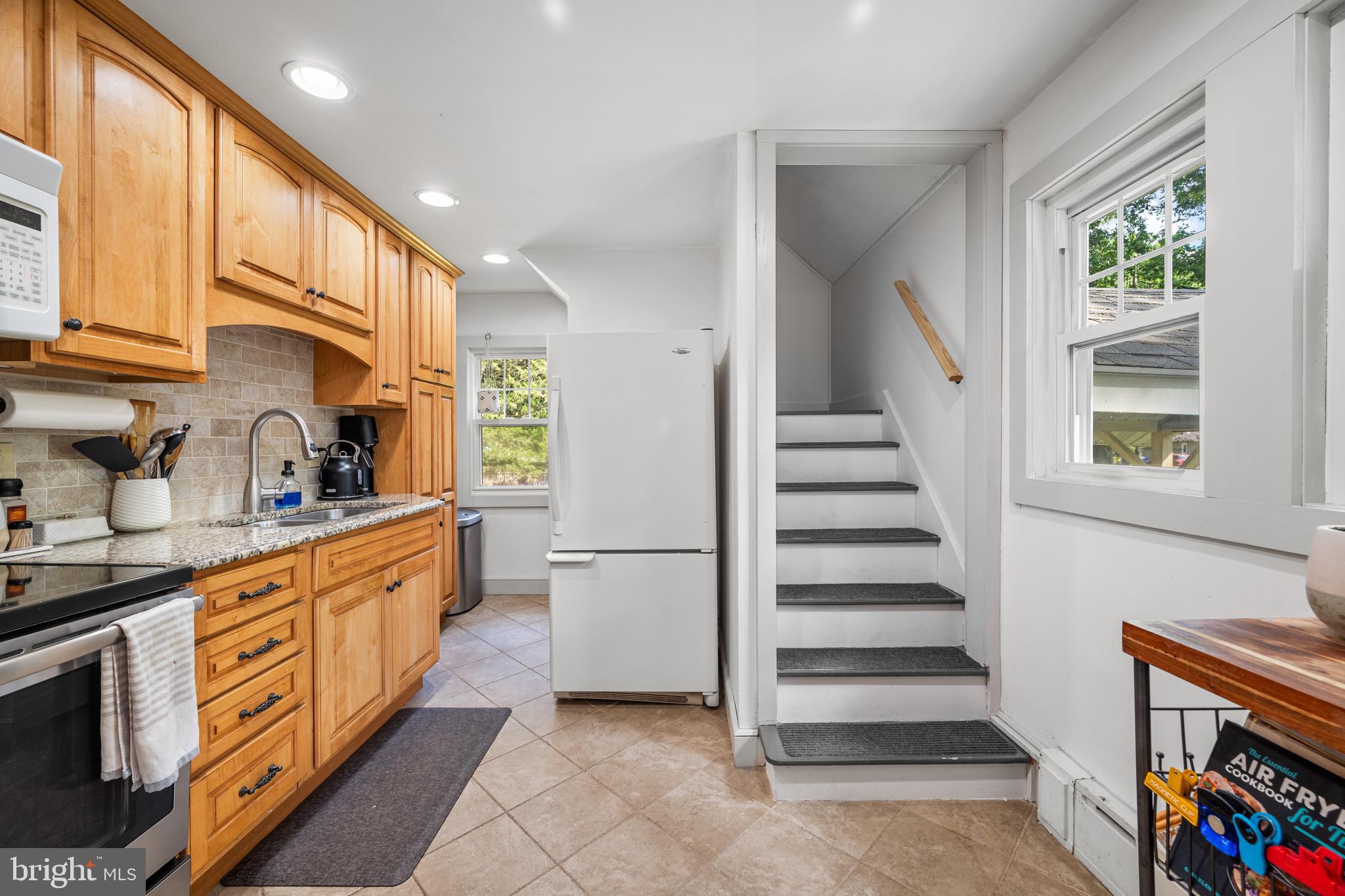 2204 Creek Road Hainesport, NJ 08036 - Photo 16 of 43 Updated Kitchen