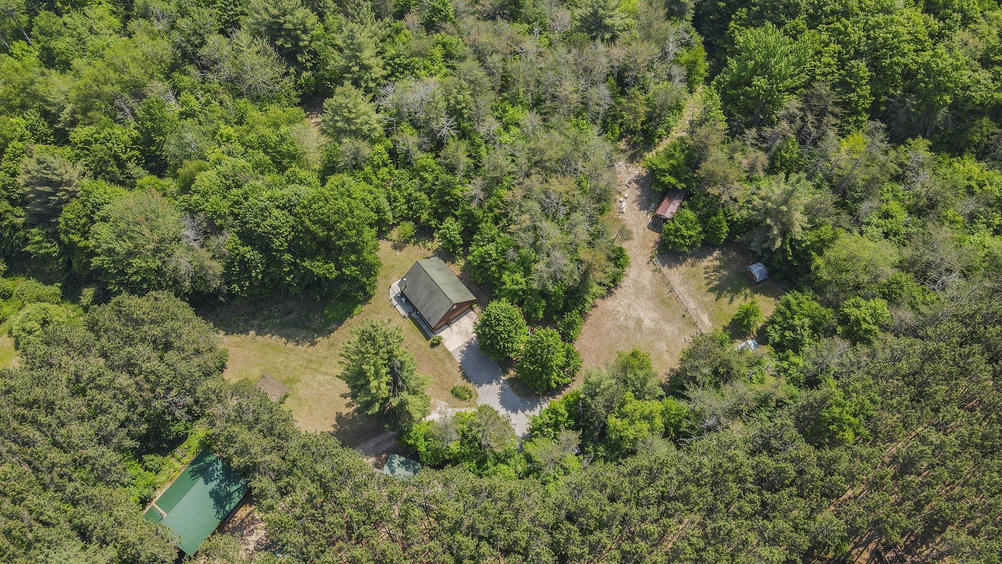 3885 Turkey Foot Road Bellaire, MI 49615 - Photo 7 of 61 1935218-dc564ebe-e9b2-449d-9902-93db7ccfb286.JPG