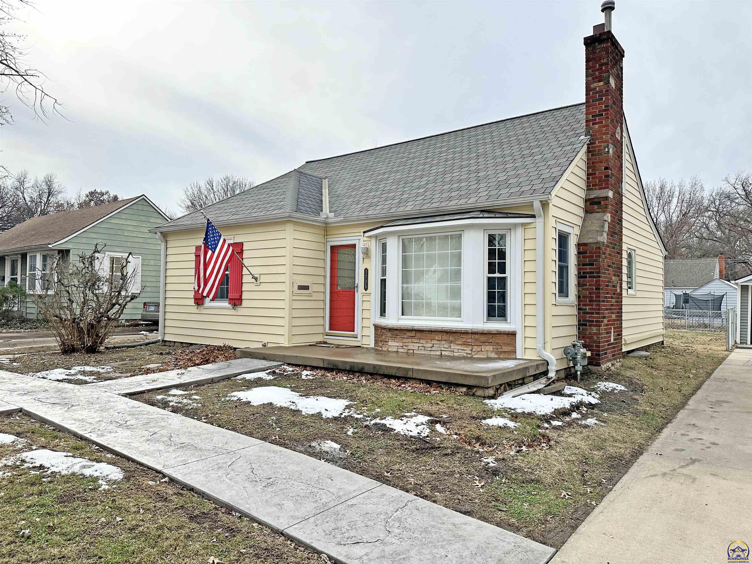 1735 Southwest Randolph Avenue Topeka, KS 66604 - Photo 1 of 14