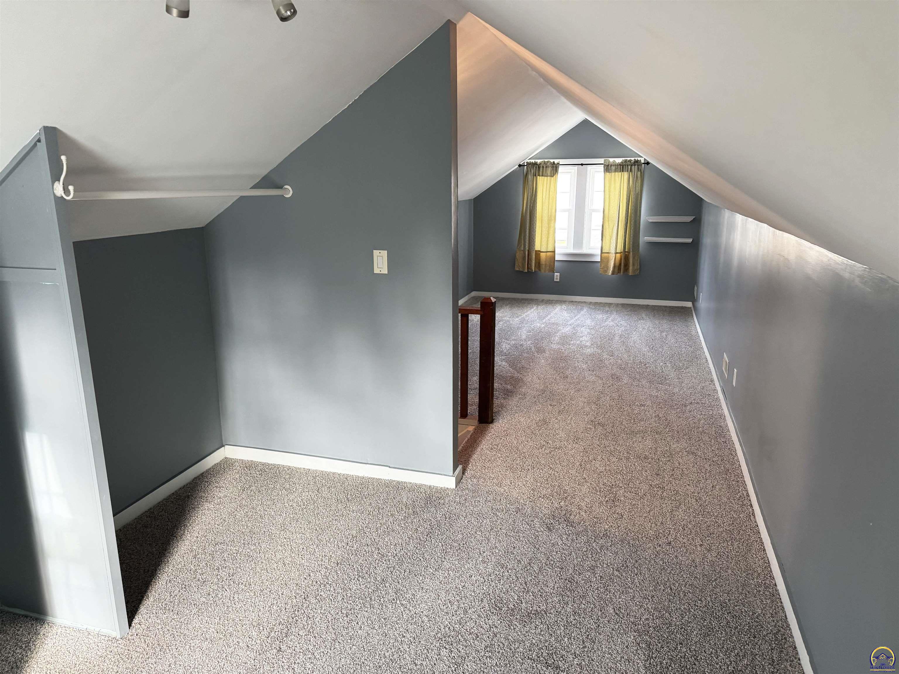 1735 Southwest Randolph Avenue Topeka, KS 66604 - Photo 12 of 14