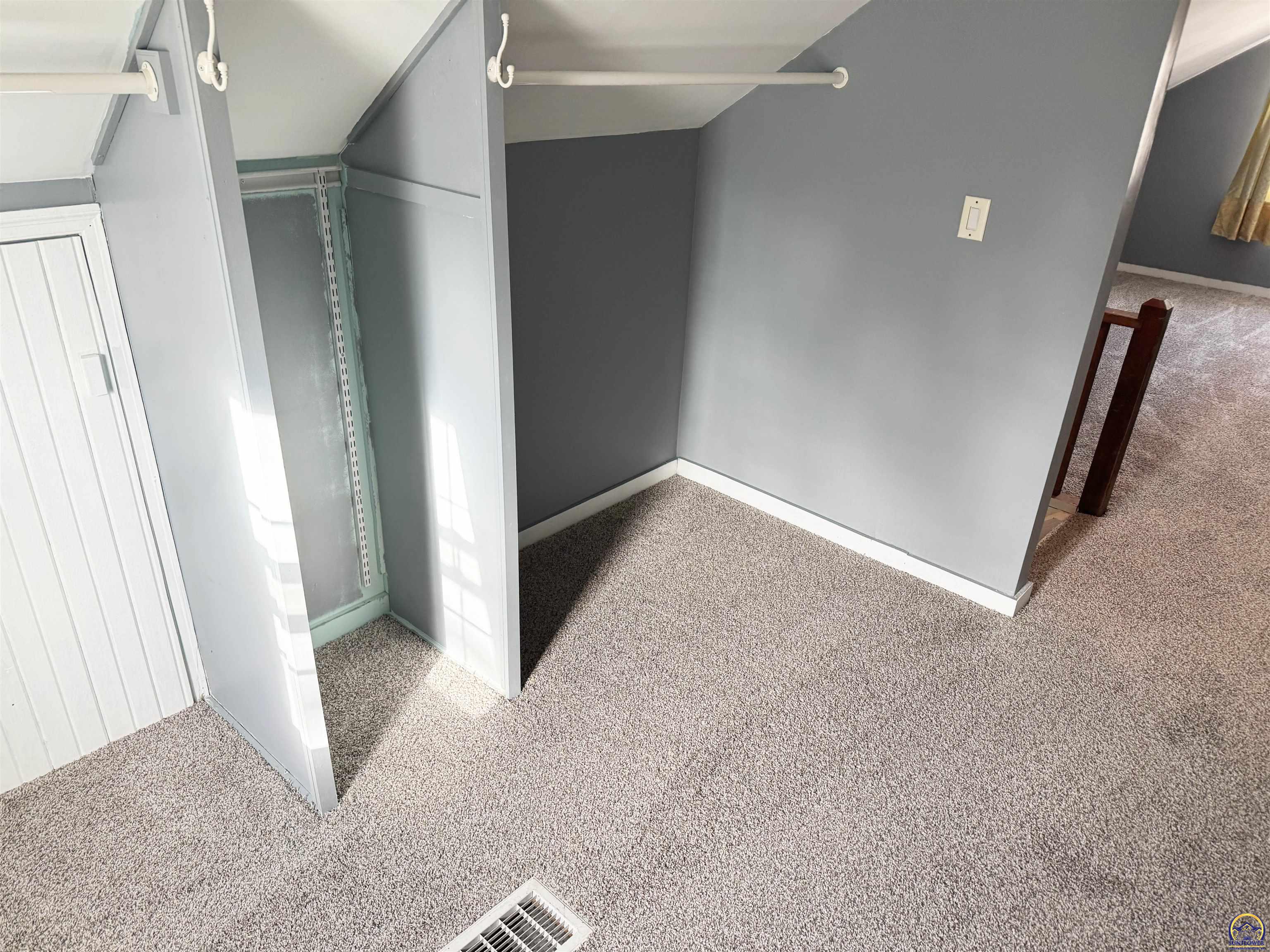 1735 Southwest Randolph Avenue Topeka, KS 66604 - Photo 13 of 14