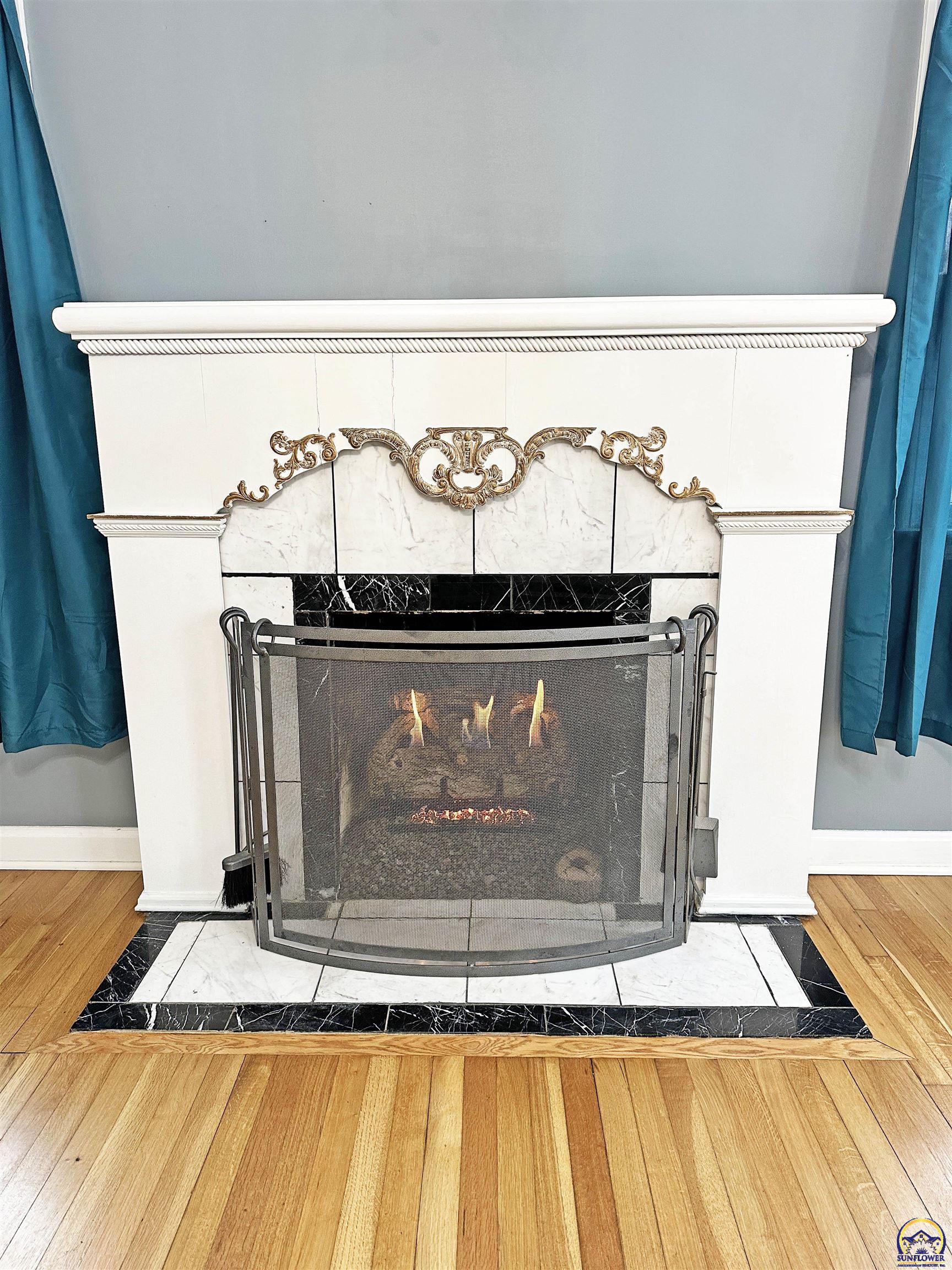 1735 Southwest Randolph Avenue Topeka, KS 66604 - Photo 4 of 14