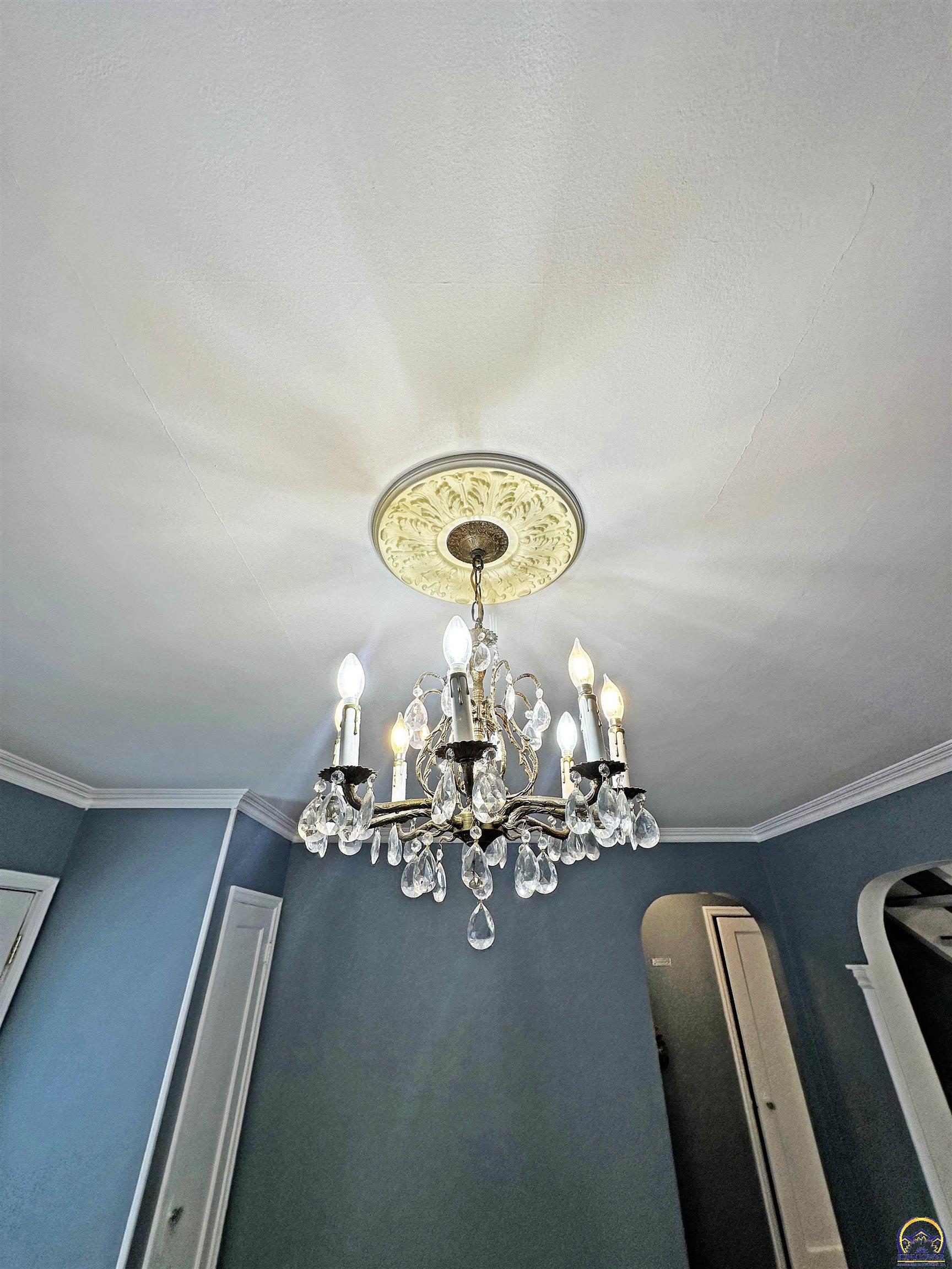 1735 Southwest Randolph Avenue Topeka, KS 66604 - Photo 5 of 14