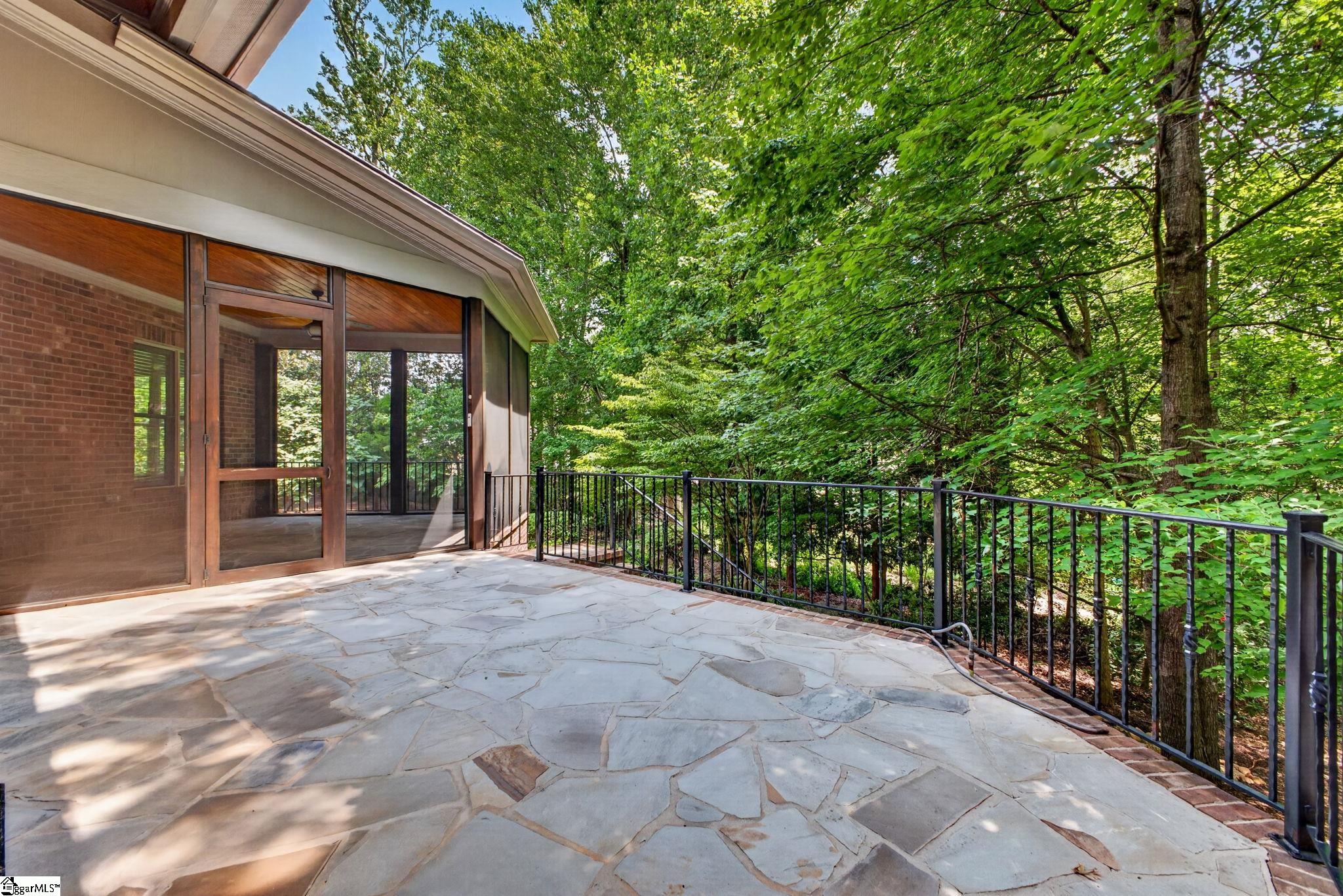 105 Treetops Court Greer, SC 29650 - Photo 32 of 42