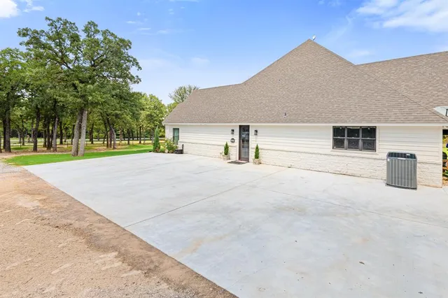 a view of a house with a outdoor space