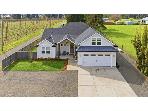 $995,000 | 19065 Beaver Lane Northeast, Aurora, OR 97002