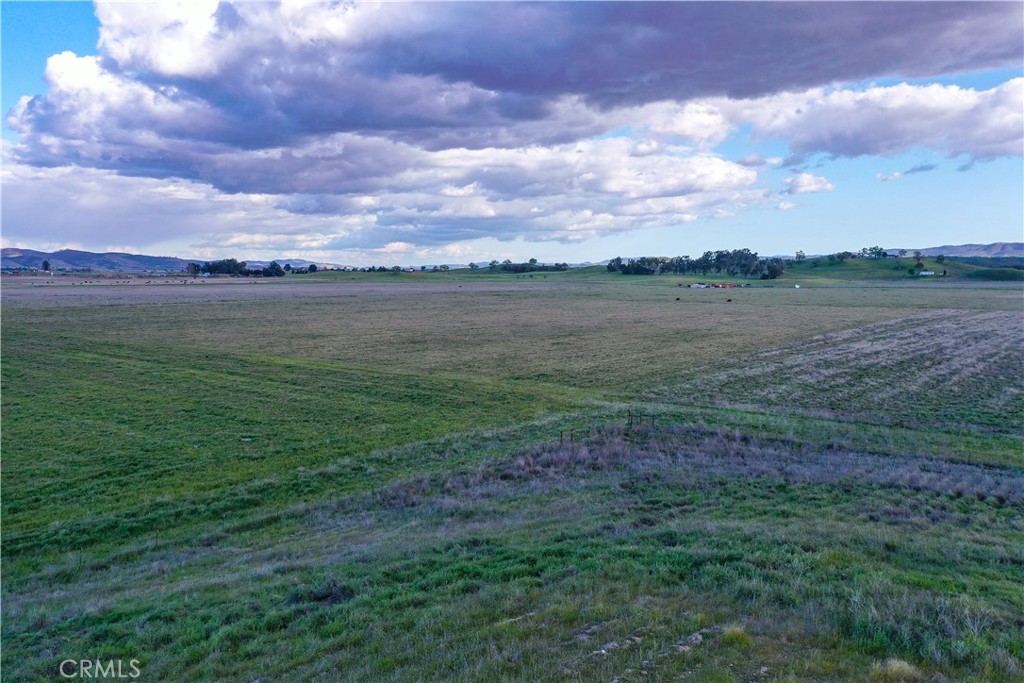48100 Lockwood-Jolon Road Lockwood, CA 93932 - Photo 8 of 11 a view of lake with mountain