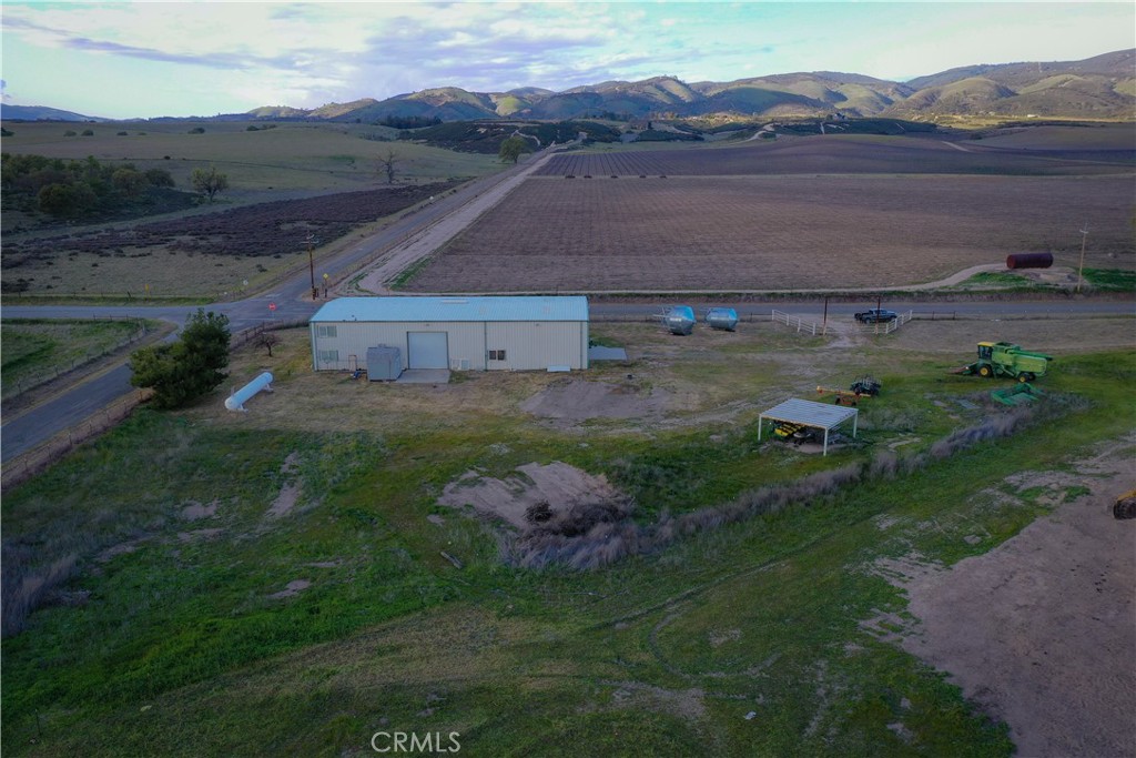 48100 Lockwood-Jolon Road Lockwood, CA 93932 - Photo 9 of 11 an aerial view of a house with a yard