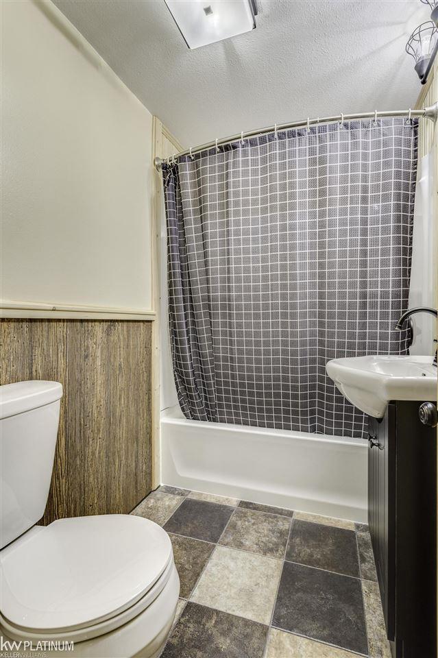 3865 Fargo Road Avoca, MI 48006 - Photo 6 of 26