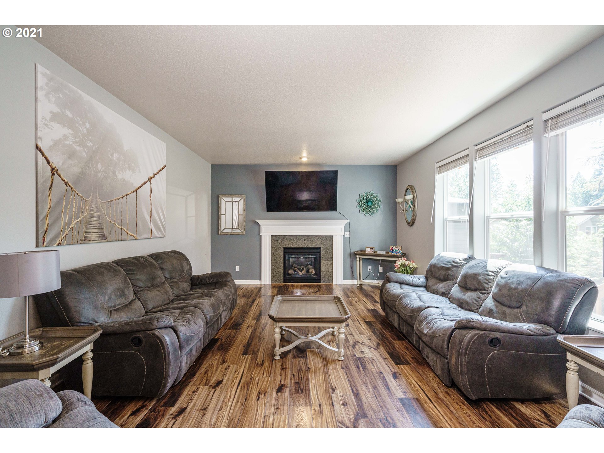 39740 Wall Street Sandy, OR 97055 - Photo 4 of 32 Gallery Image 4