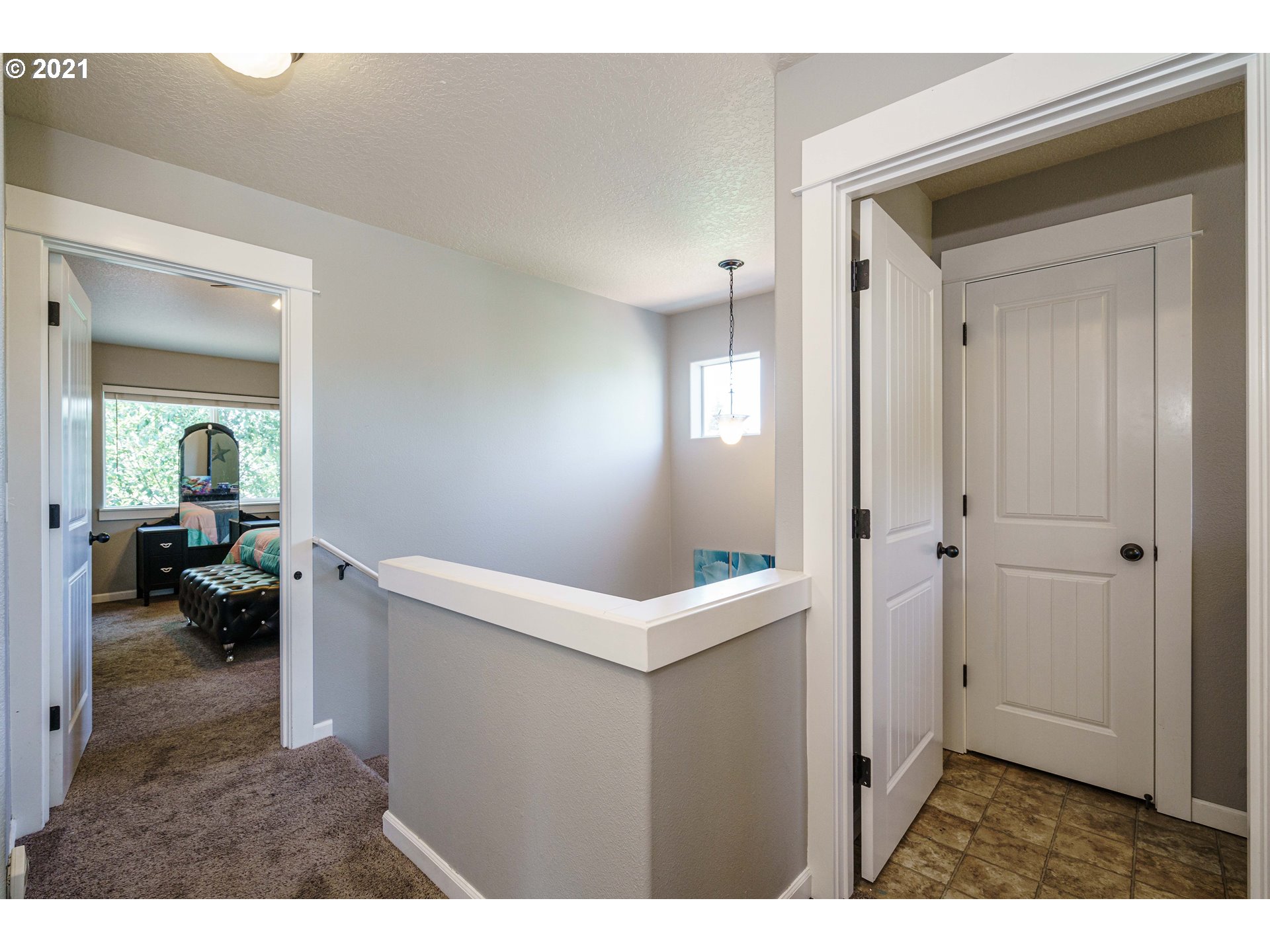 39740 Wall Street Sandy, OR 97055 - Photo 10 of 32 Gallery Image 10
