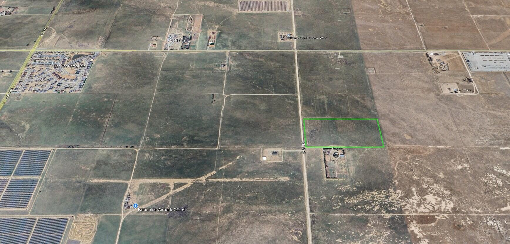 Cor 80th Street West Lancaster, CA 93536 - Photo 10 of 16 a bathroom with a shower