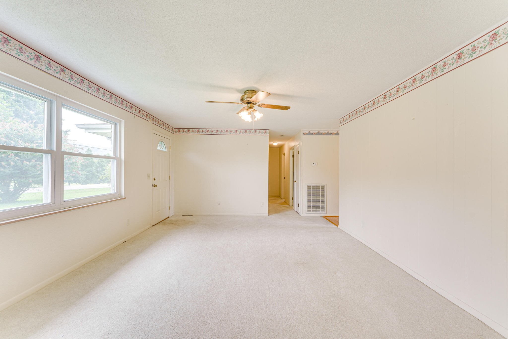 504 Sunset Street Pigeon Forge, TN 37863 - Photo 5 of 25