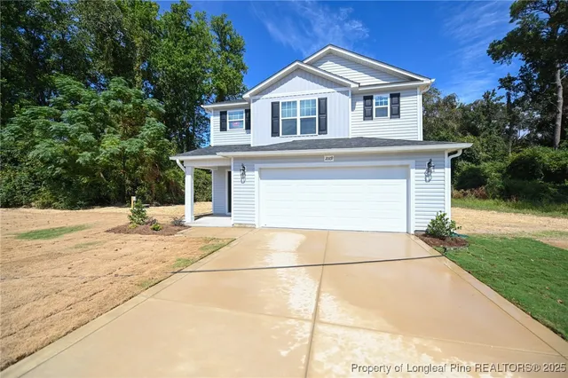 $299,706 | 2009 Black Bear Court, Hope Mills, NC 28348
