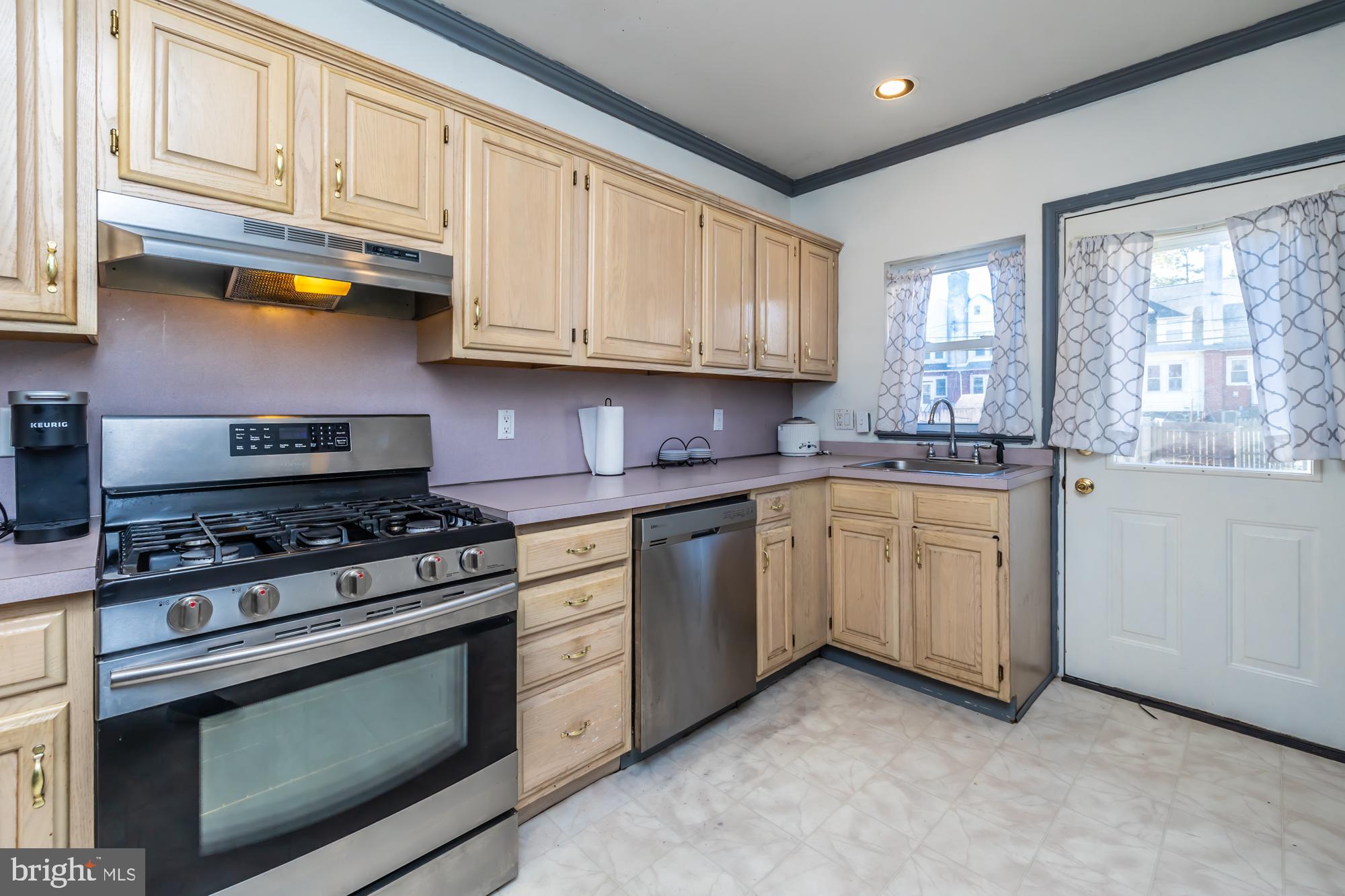 45 Cedar Street Marcus Hook, PA 19061 - Photo 23 of 35