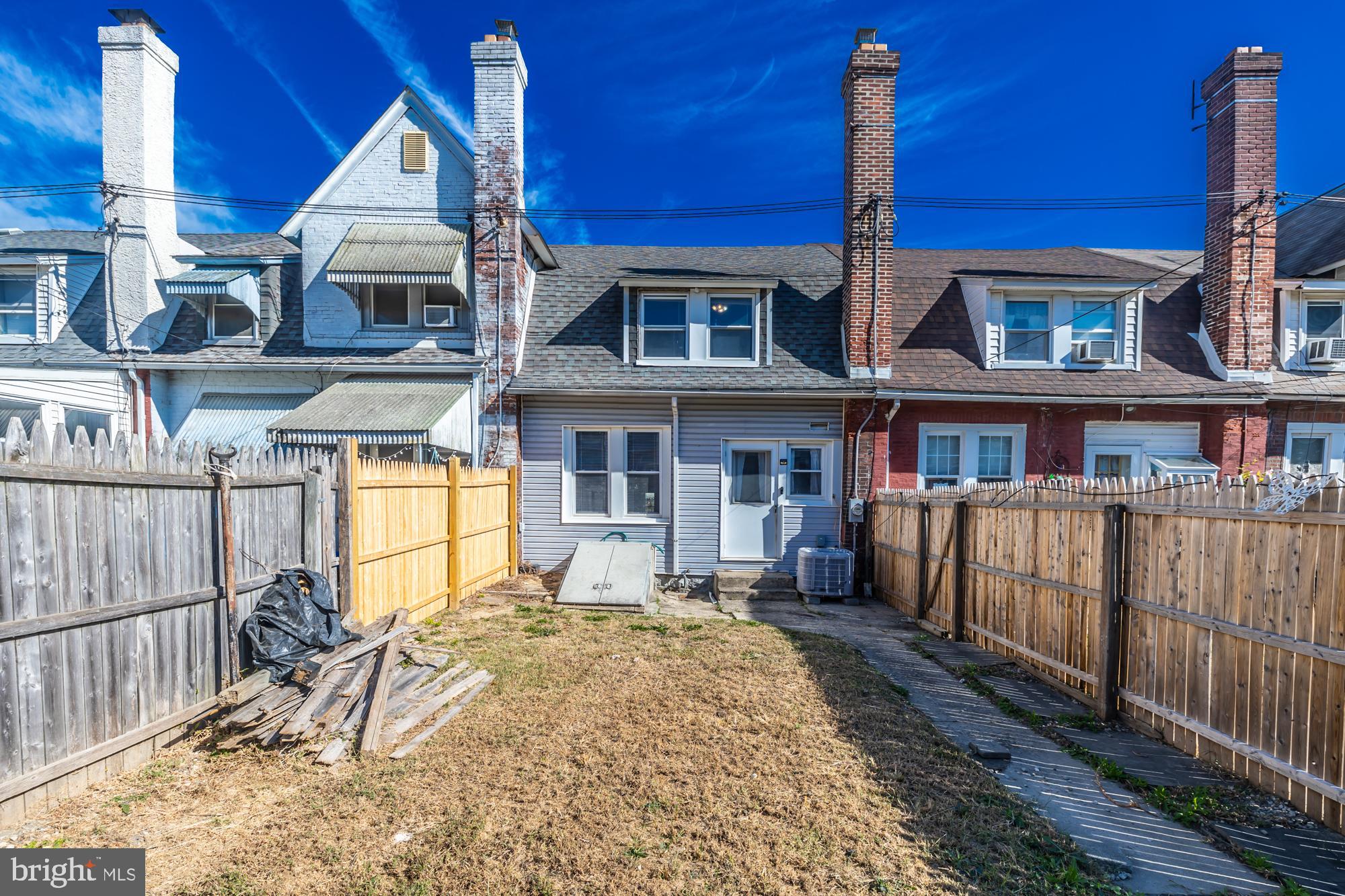 45 Cedar Street Marcus Hook, PA 19061 - Photo 8 of 35