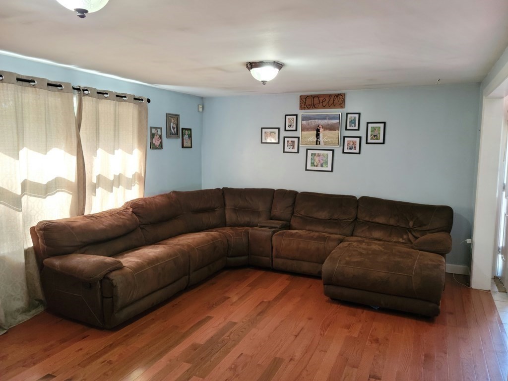 270 Stafford Road Monson, MA 01057 - Photo 12 of 34 Gallery Image 12