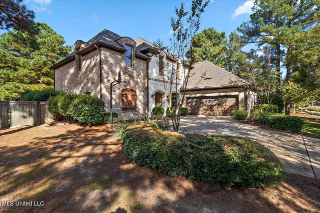 $565,000 | 169 St Ives Drive, Unit 169, Madison, MS 39110