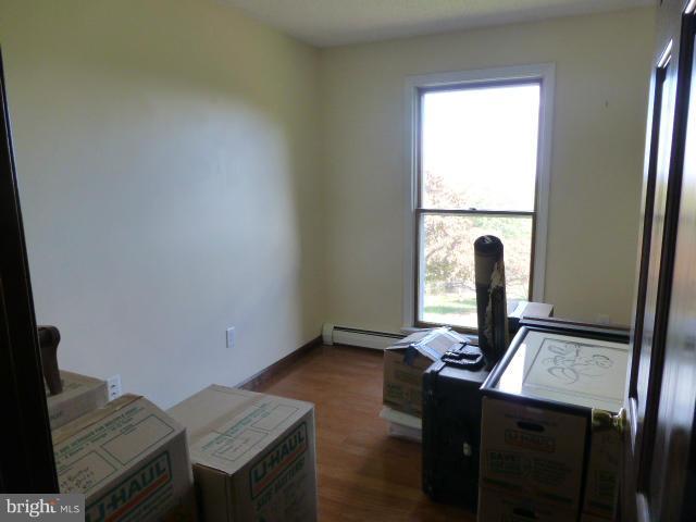 8662 Indian Springs Road Frederick, MD 21702 - Photo 20 of 30 3rd Bedroom