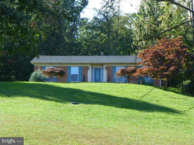 8662 Indian Springs Road Frederick, MD 21702 - Photo 29 of 30 Exterior (Front)