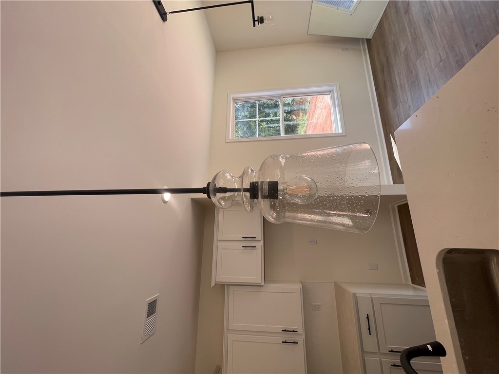 19 Sweetgrass Street Central, SC 29630 - Photo 10 of 30