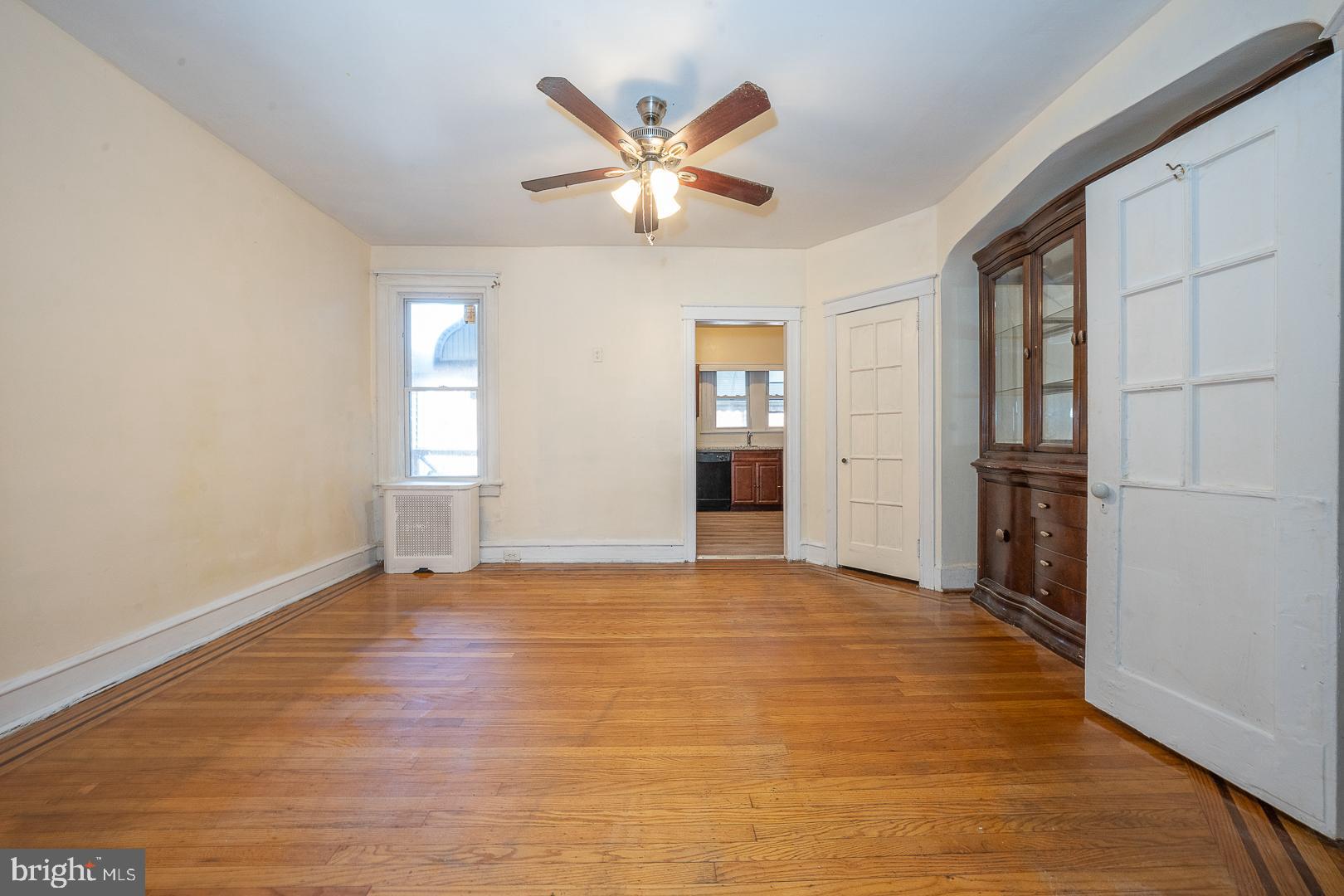 87 Lamport Road Upper Darby, PA 19082 - Photo 6 of 52