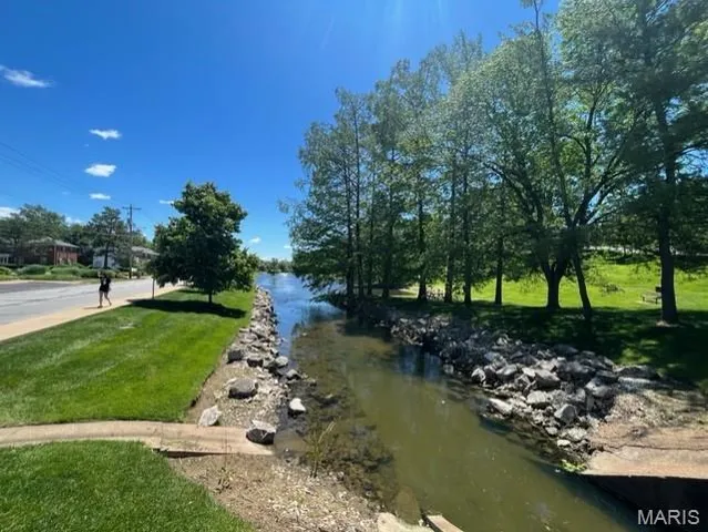 $160,000 | 9174 Robin Court, Brentwood, MO 63144