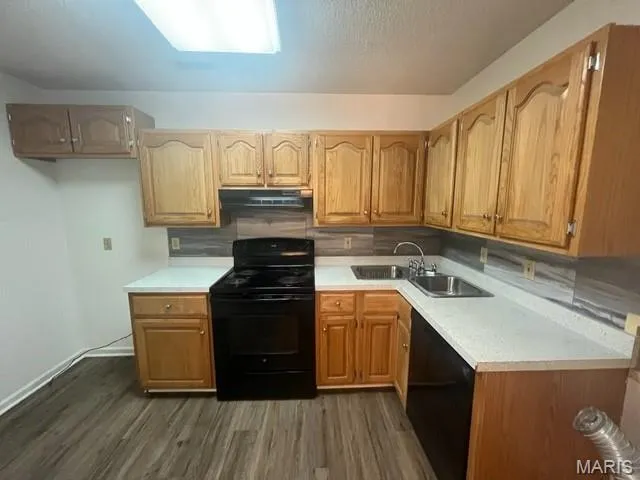 $160,000 | 9174 Robin Court, Brentwood, MO 63144