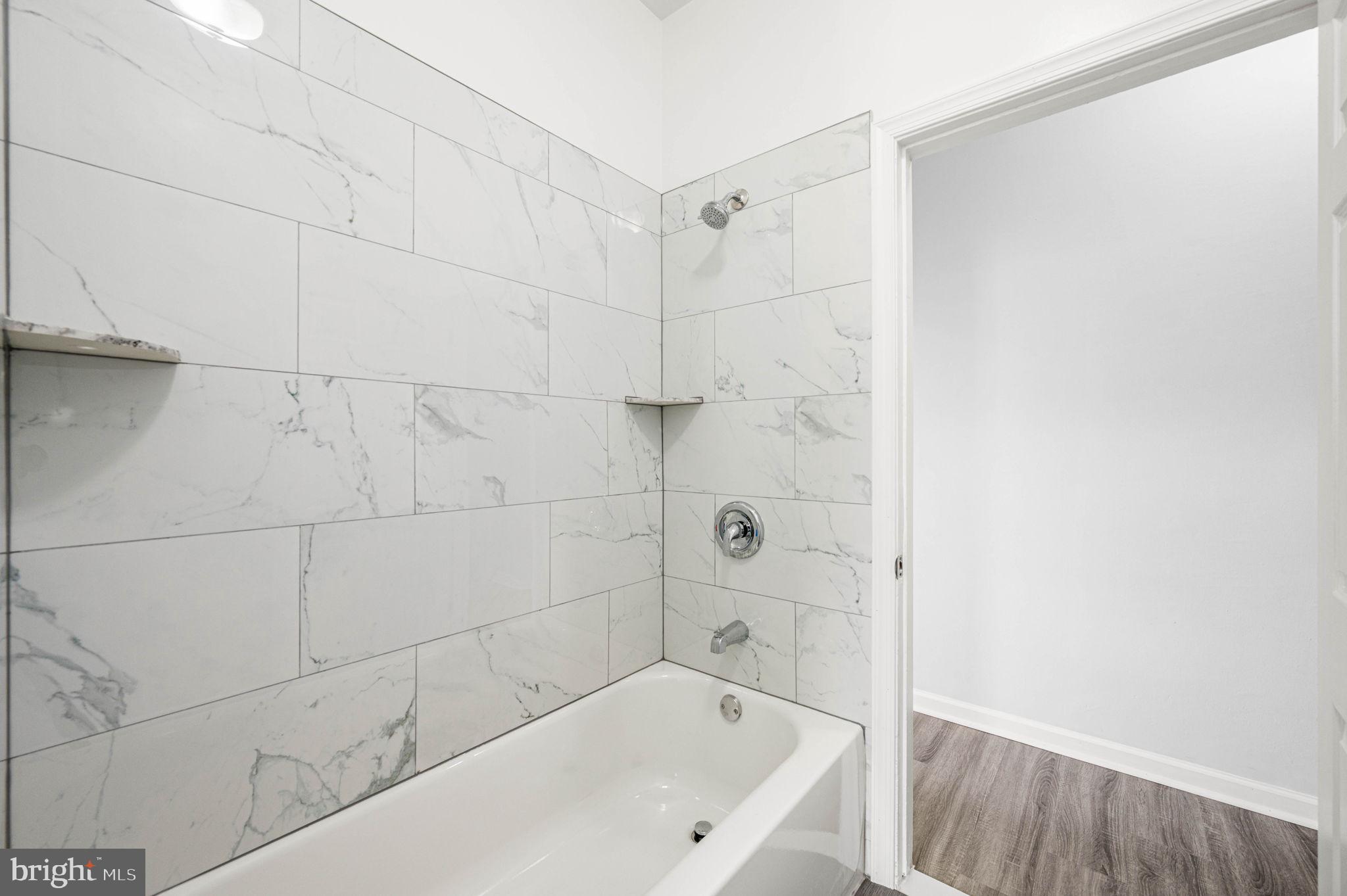 6629 Hegerman Street Philadelphia, PA 19135 - Photo 16 of 25