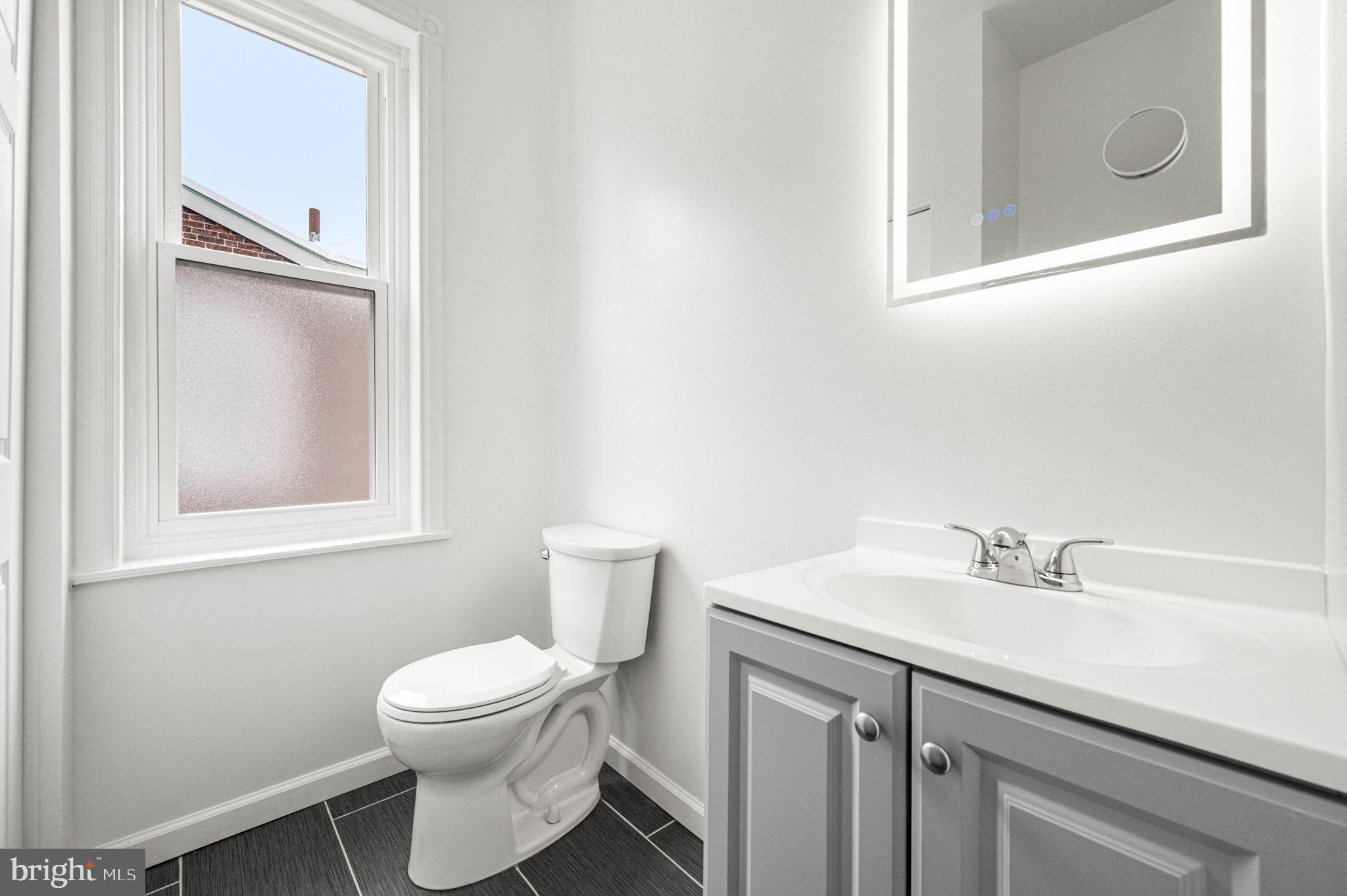 6629 Hegerman Street Philadelphia, PA 19135 - Photo 17 of 25
