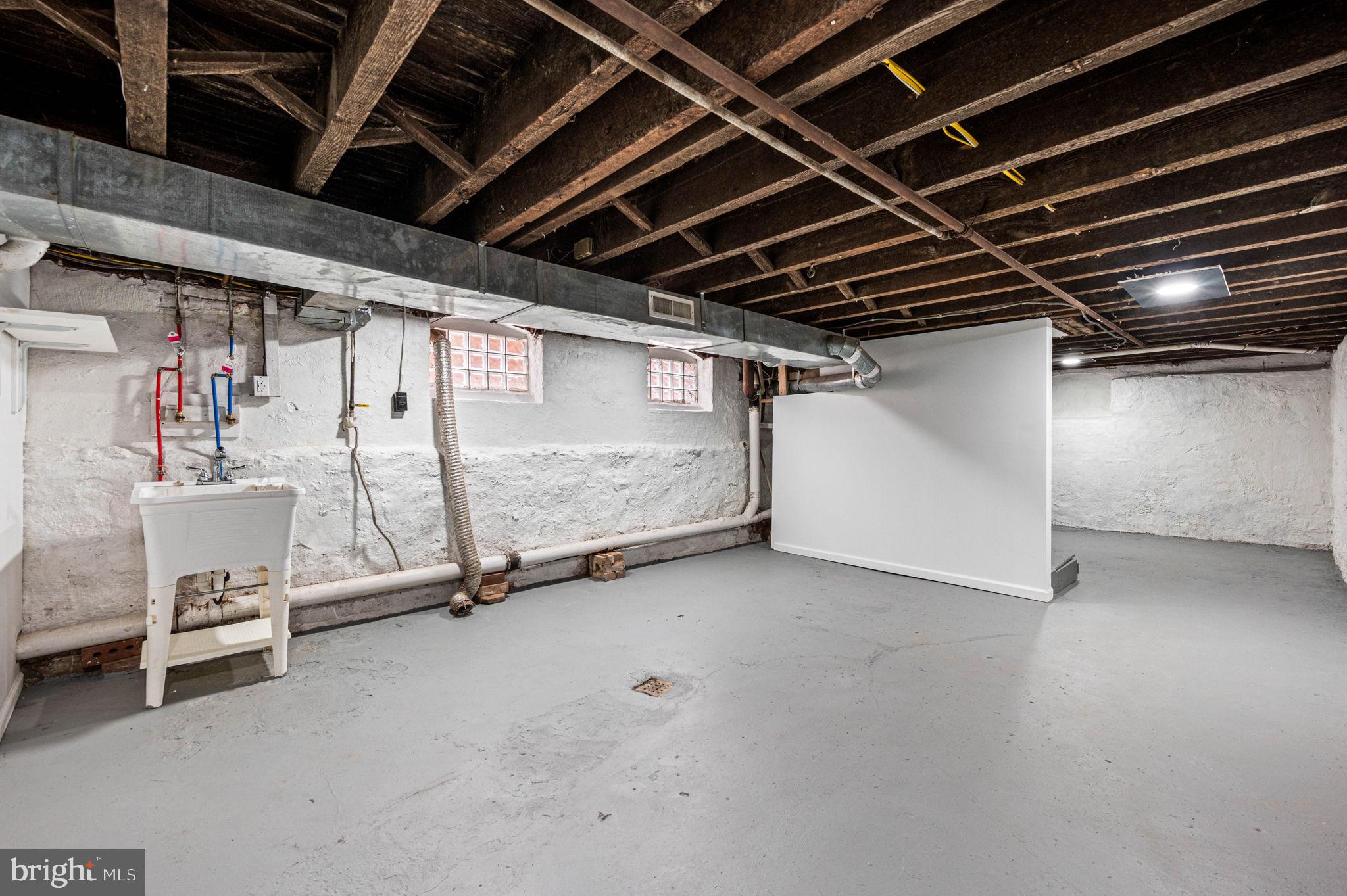 6629 Hegerman Street Philadelphia, PA 19135 - Photo 22 of 25
