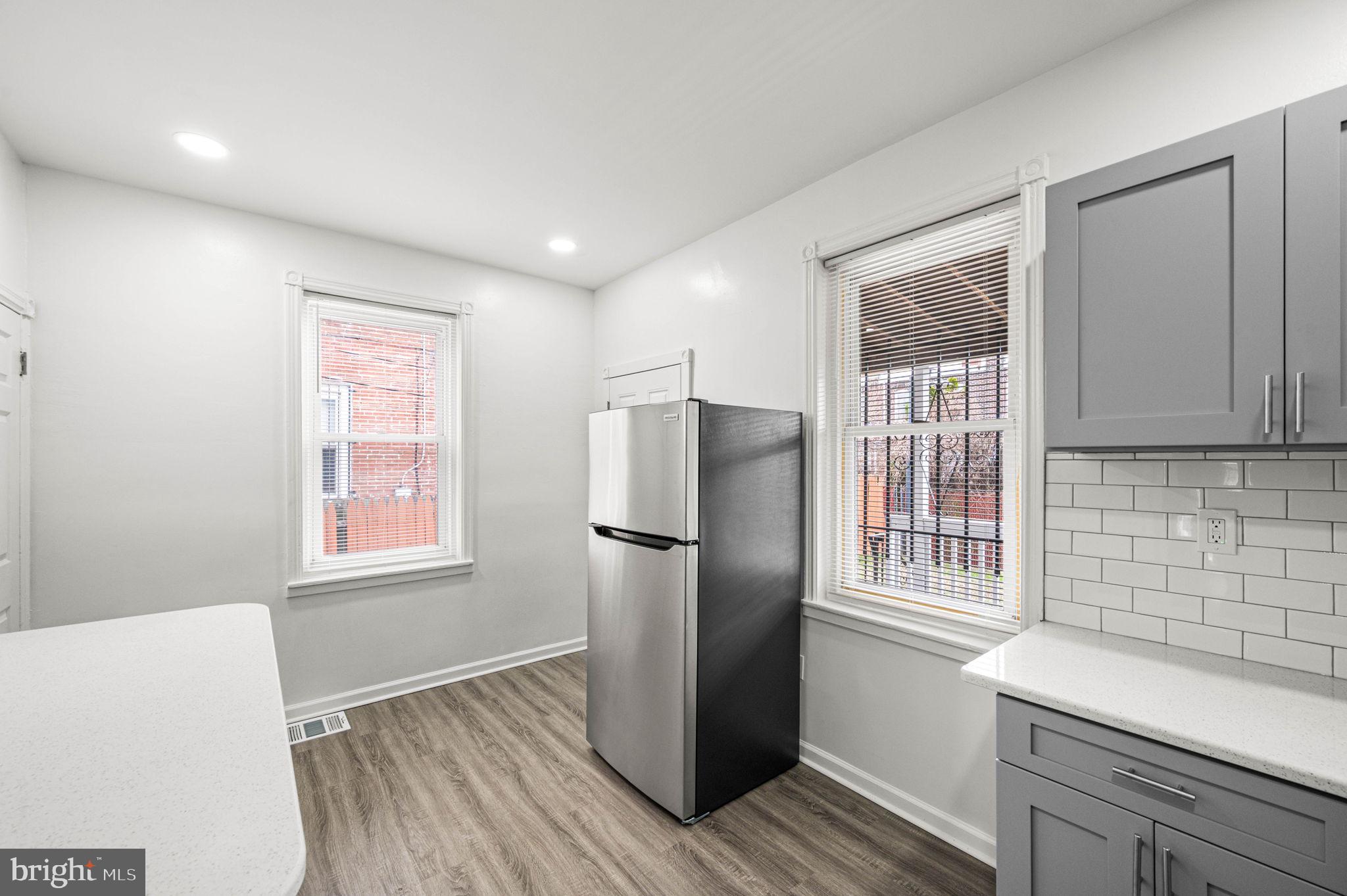6629 Hegerman Street Philadelphia, PA 19135 - Photo 4 of 25