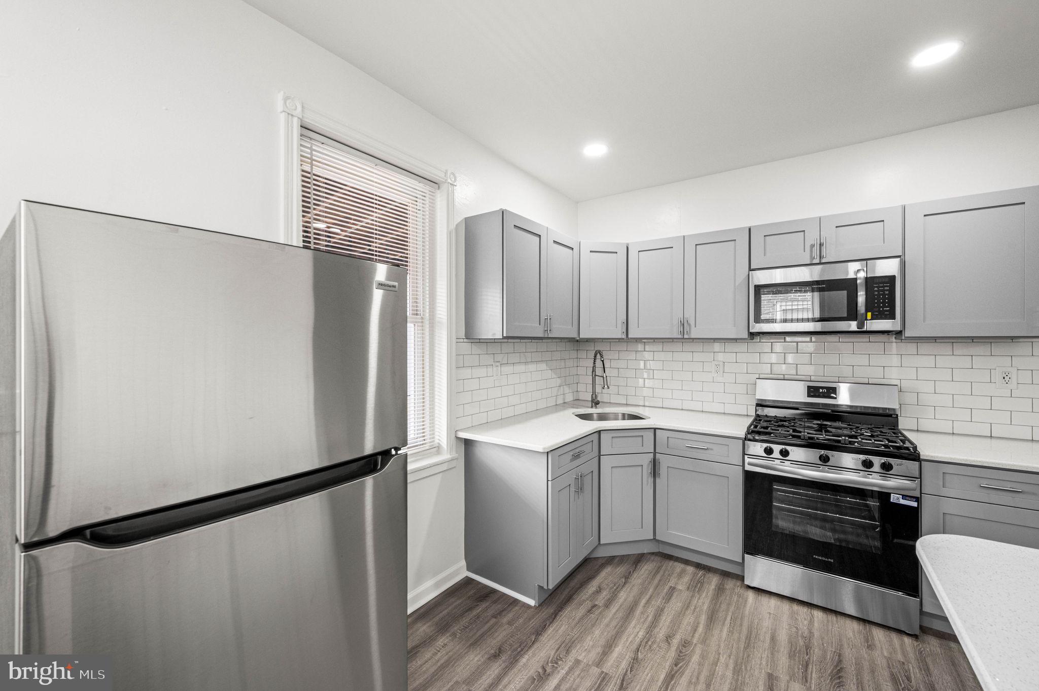 6629 Hegerman Street Philadelphia, PA 19135 - Photo 6 of 25