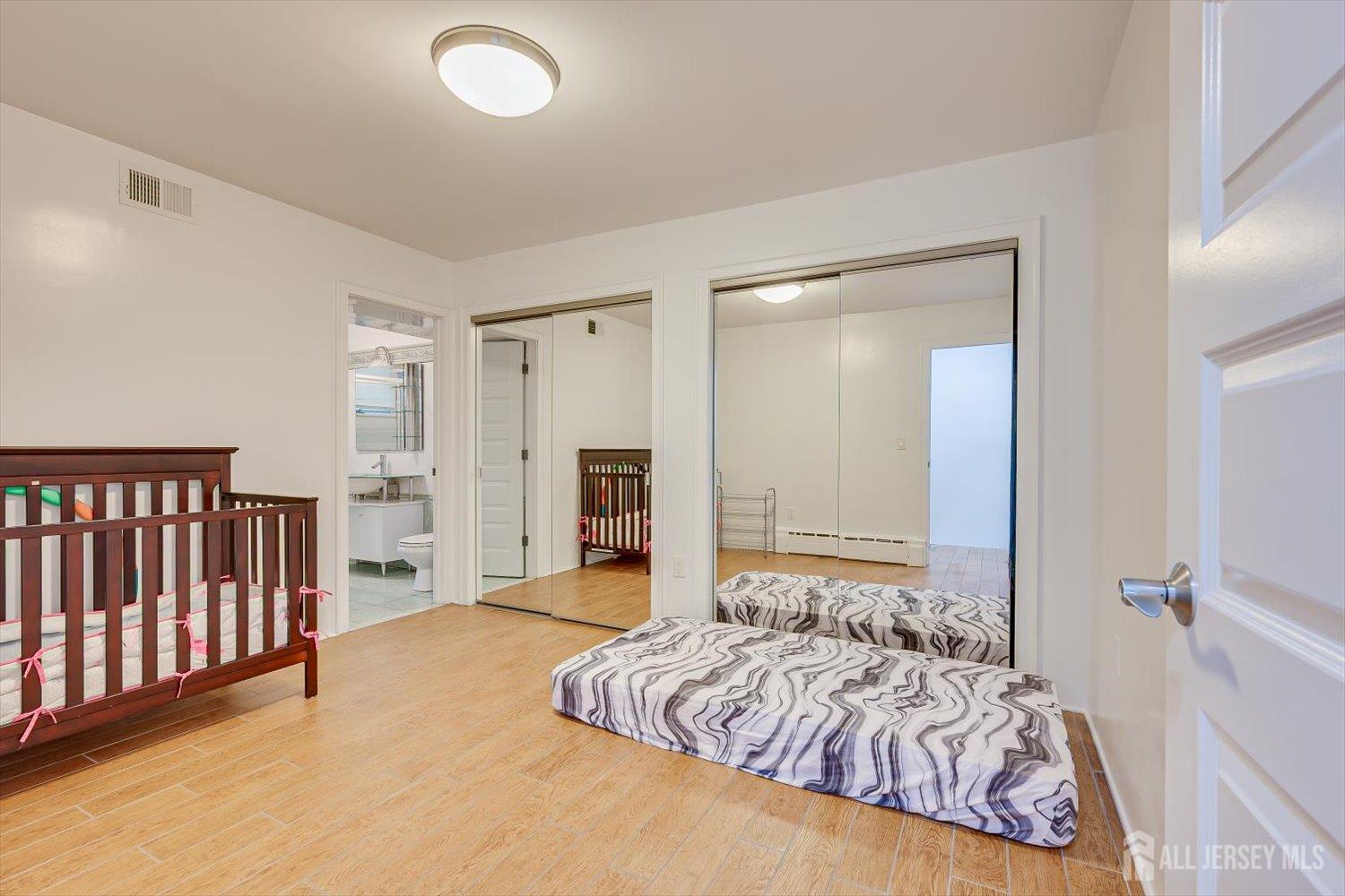 25 Marshall Drive Edison, NJ 08817 - Photo 50 of 68