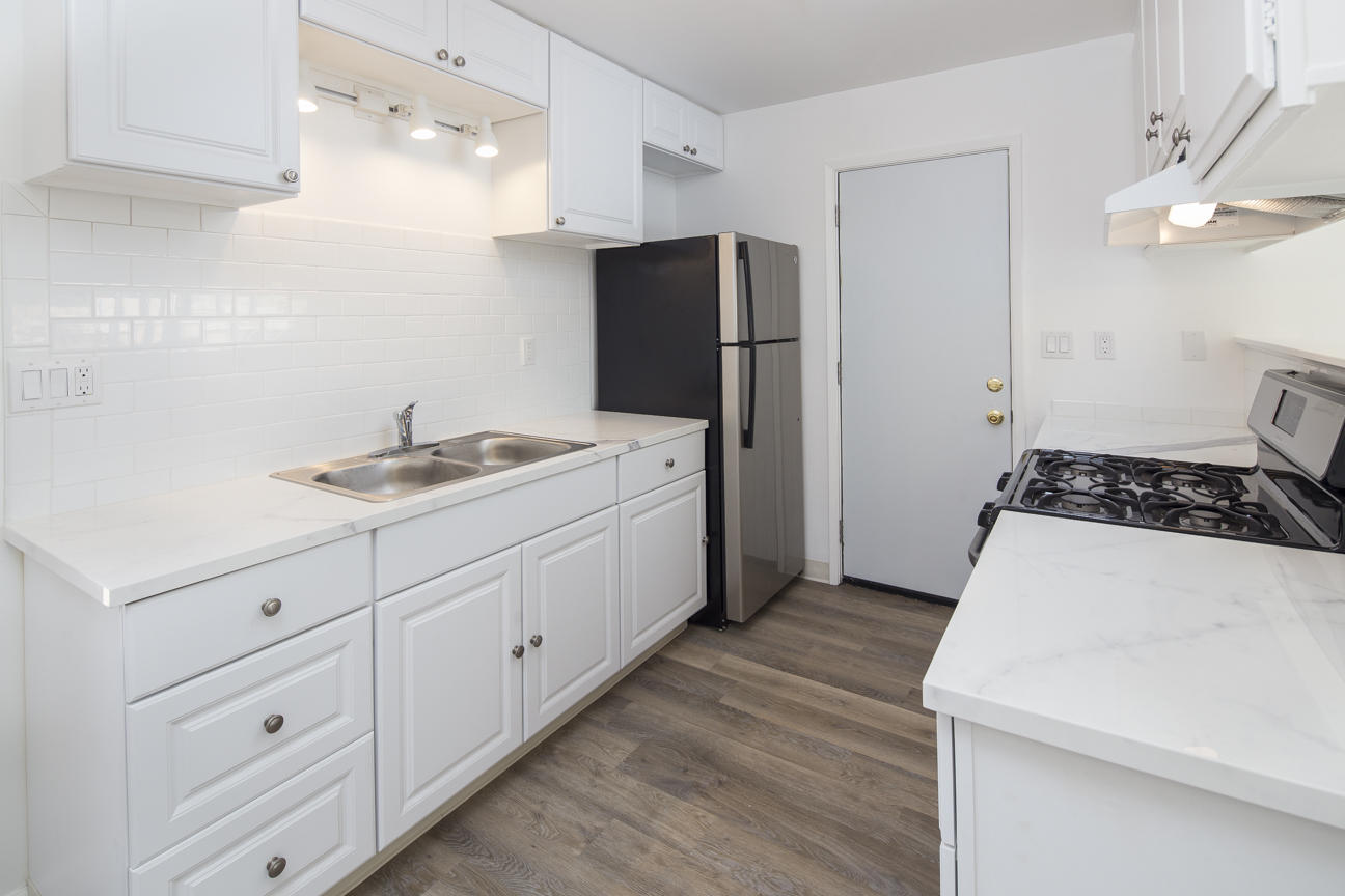 6740 Sabado Tarde Road Goleta, CA 93117 - Photo 3 of 19 Remodeled Kitchen