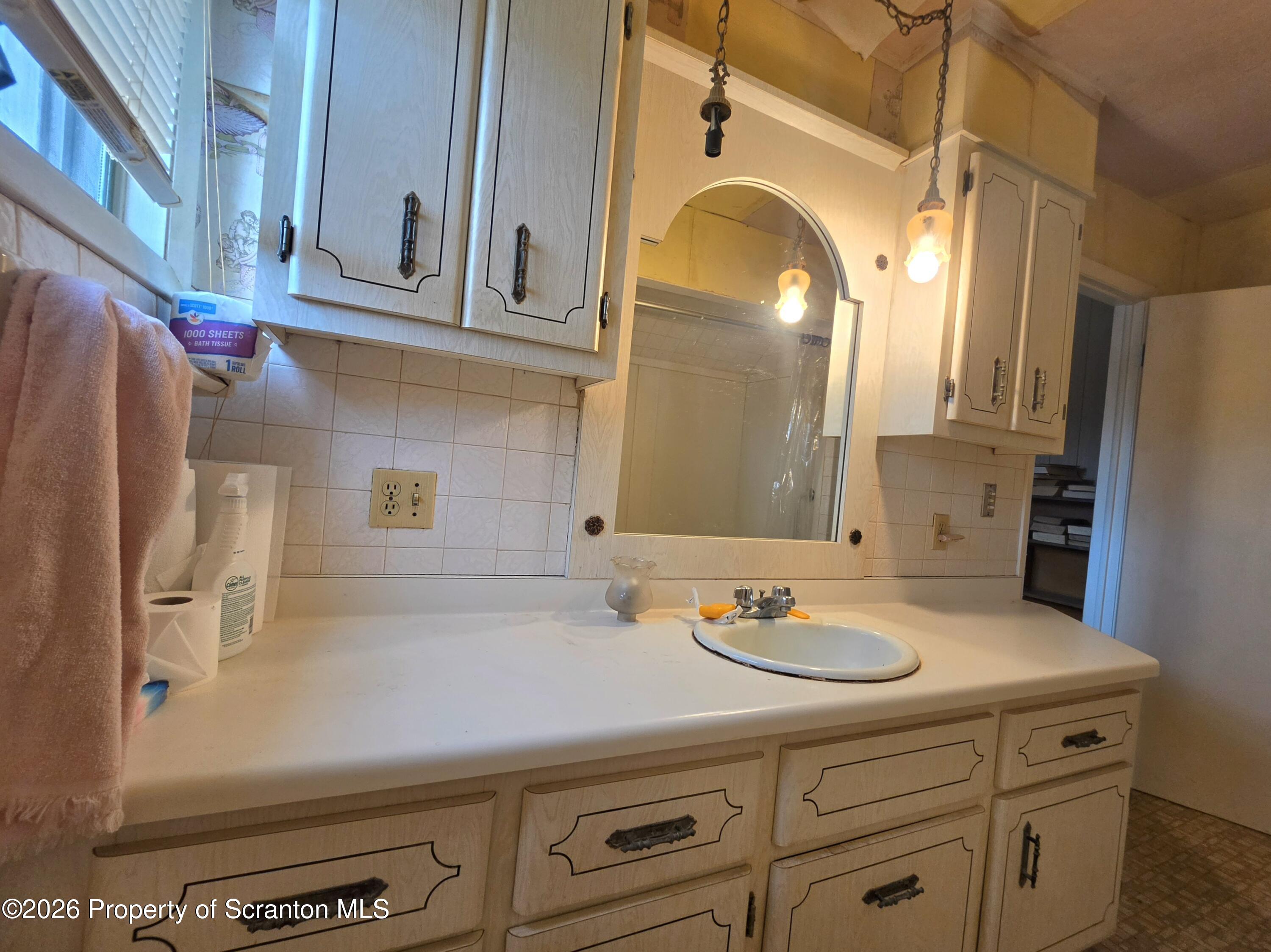 220 Reese Street Scranton, PA 18508 - Photo 34 of 52 20260919_165631