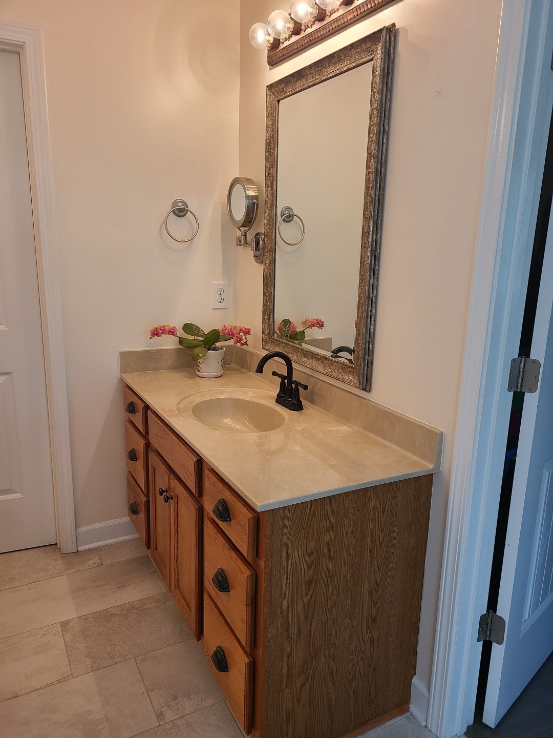 1157 Knox Road Readyville, TN 37149 - Photo 75 of 100 a bathroom with a sink and a mirror
