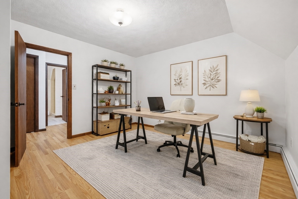 62 Brook Street Dunstable, MA 01827 - Photo 12 of 34