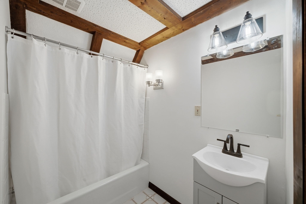 62 Brook Street Dunstable, MA 01827 - Photo 26 of 34