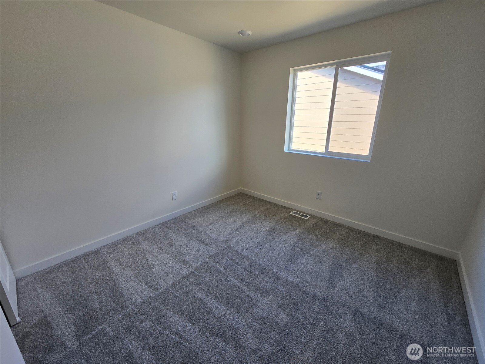 6141 Crestner Drive Southwest, Unit 406 Port Orchard, WA 98367 - Photo 14 of 17