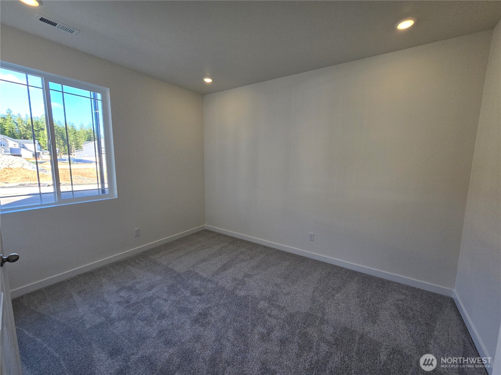 6141 Crestner Drive Southwest, Unit 406 Port Orchard, WA 98367 - Photo 5 of 17