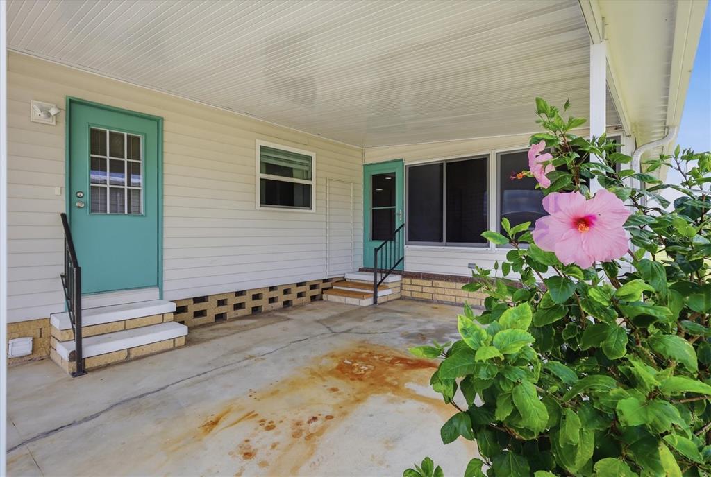 4308 13th Street East Ellenton, FL 34222 - Photo 4 of 47