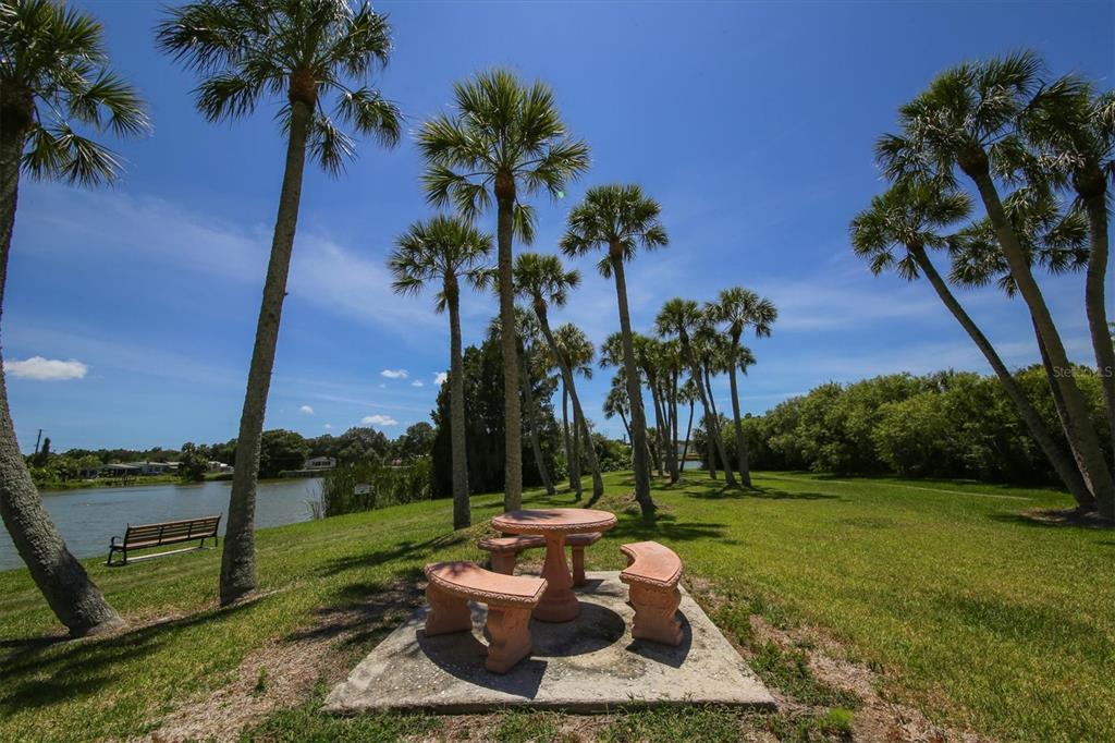 4308 13th Street East Ellenton, FL 34222 - Photo 43 of 47