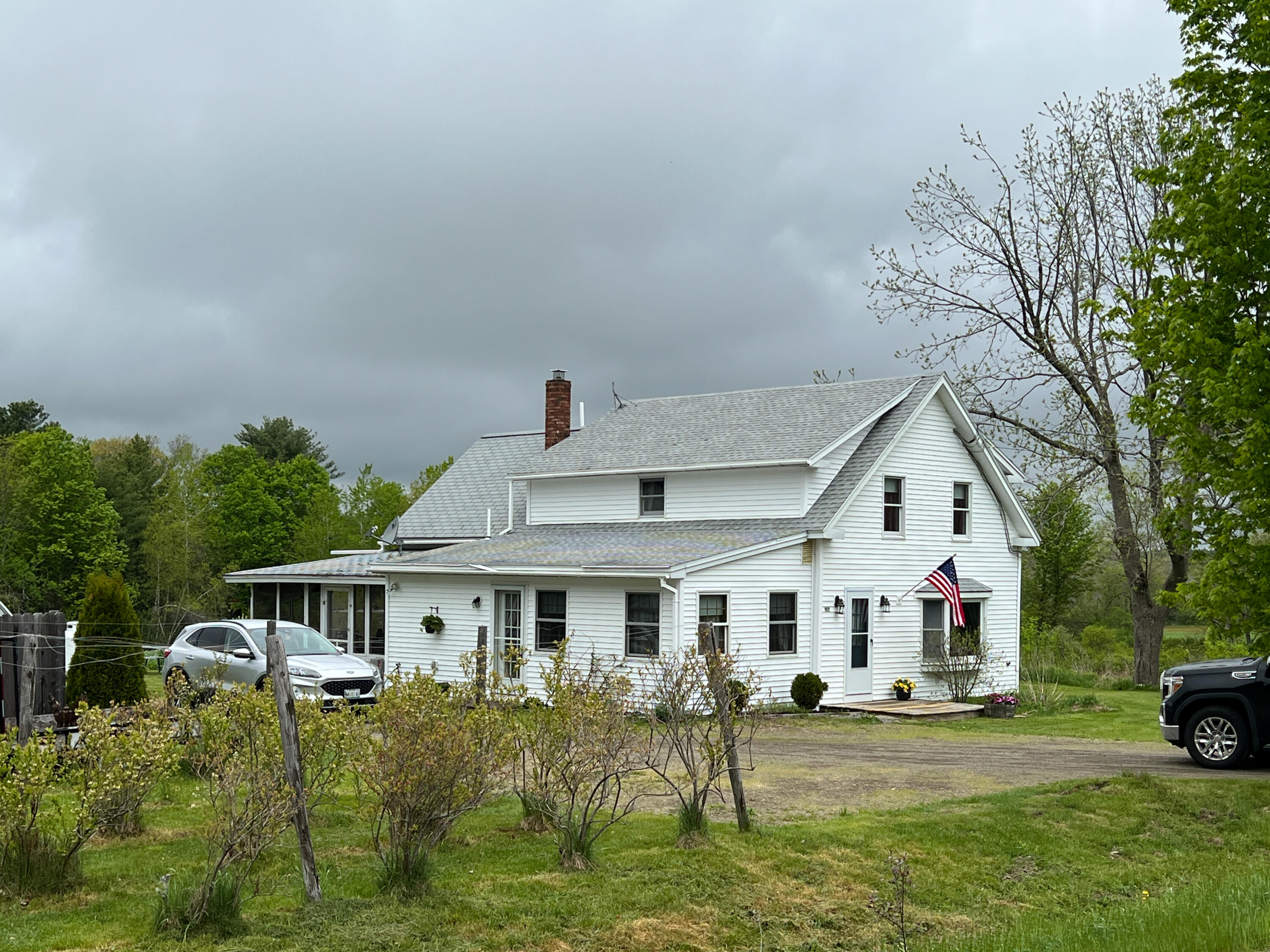 107 South Road South China, ME 04358 - Photo 2 of 58 20220520_145041791_iOS