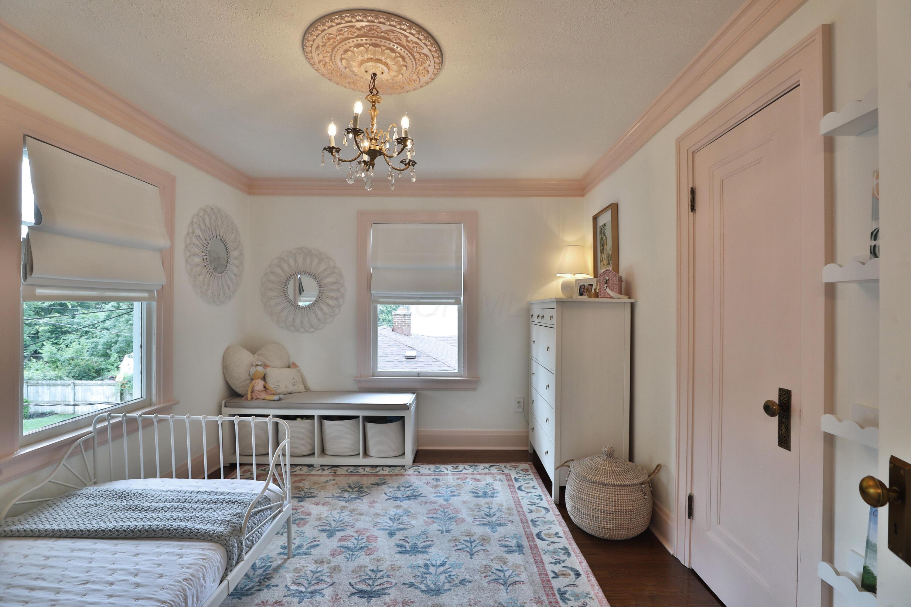 165 East Dunedin Road Columbus, OH 43214 - Photo 33 of 64 165-E-Dunedin-34