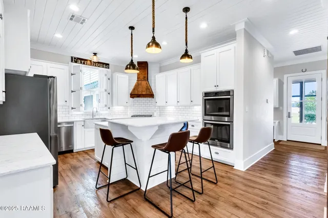 $820,000 | 1781 Millers Lake Road, Ville Platte, LA 70586