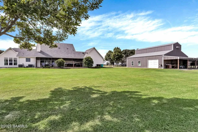 $820,000 | 1781 Millers Lake Road, Ville Platte, LA 70586