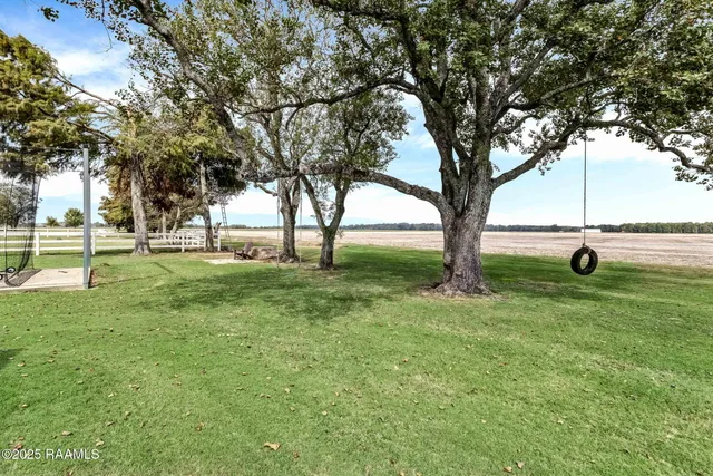 $820,000 | 1781 Millers Lake Road, Ville Platte, LA 70586
